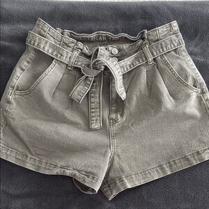 American Eagle Outfitters High Waist Mom Shorts